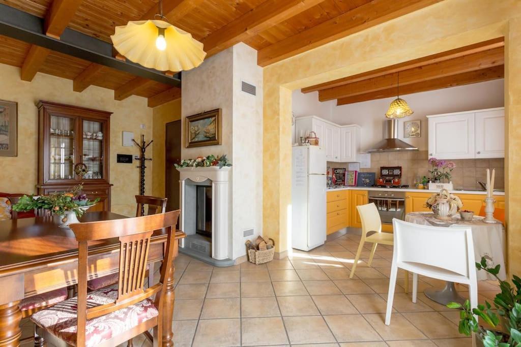 Bed & Breakfast Lucy บาร์โดลิโน ภายนอก รูปภาพ