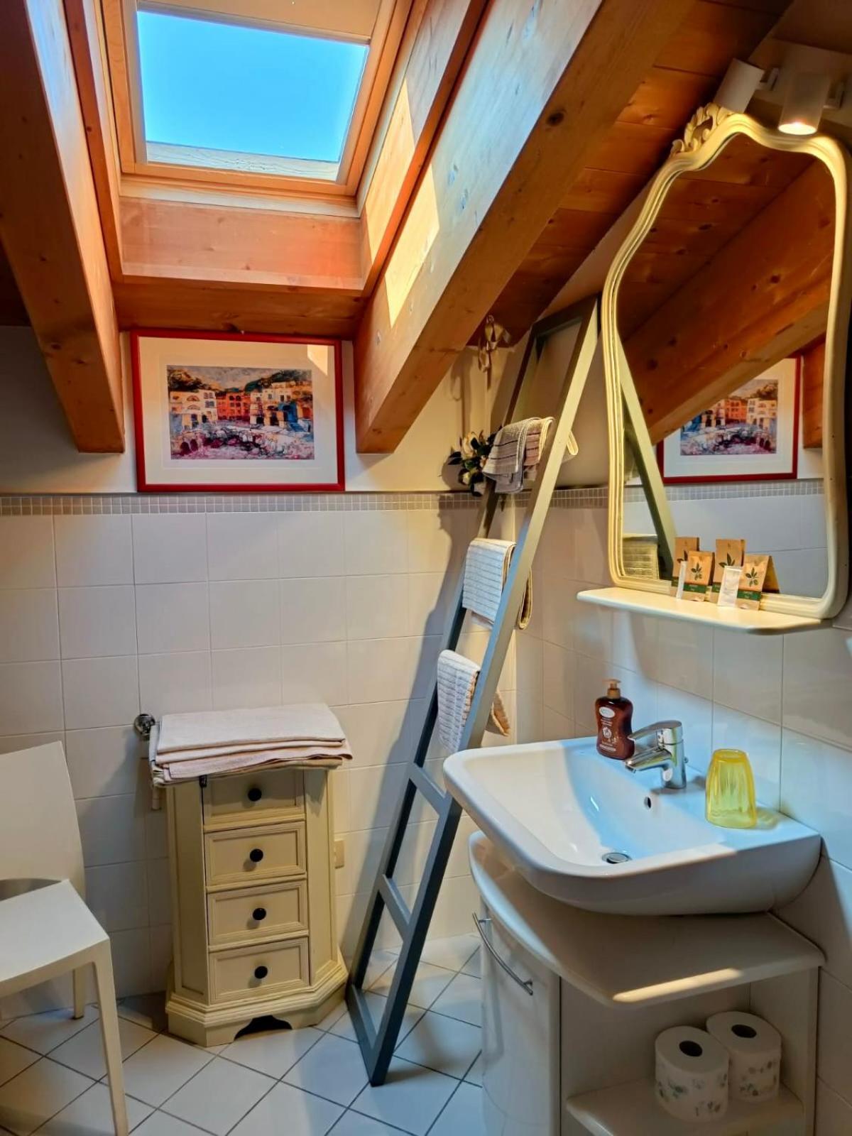 Bed & Breakfast Lucy บาร์โดลิโน ภายนอก รูปภาพ