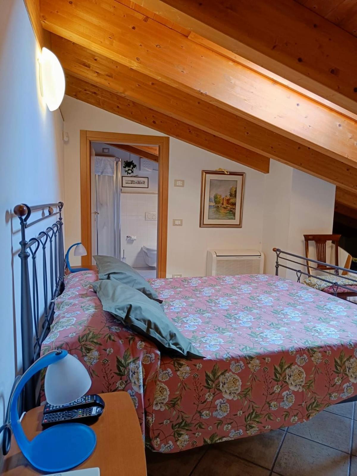Bed & Breakfast Lucy บาร์โดลิโน ภายนอก รูปภาพ